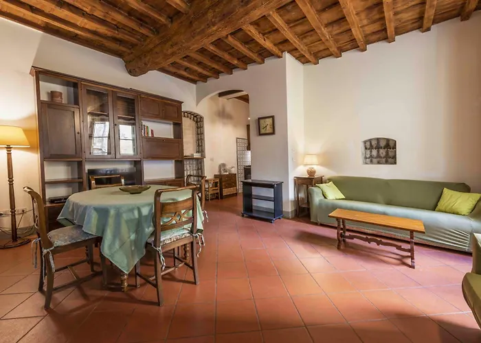 Borgo Allegri Palace By Mmega Apartment Florence