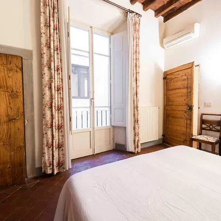 Borgo Allegri Palace By Mmega Apartment Florence